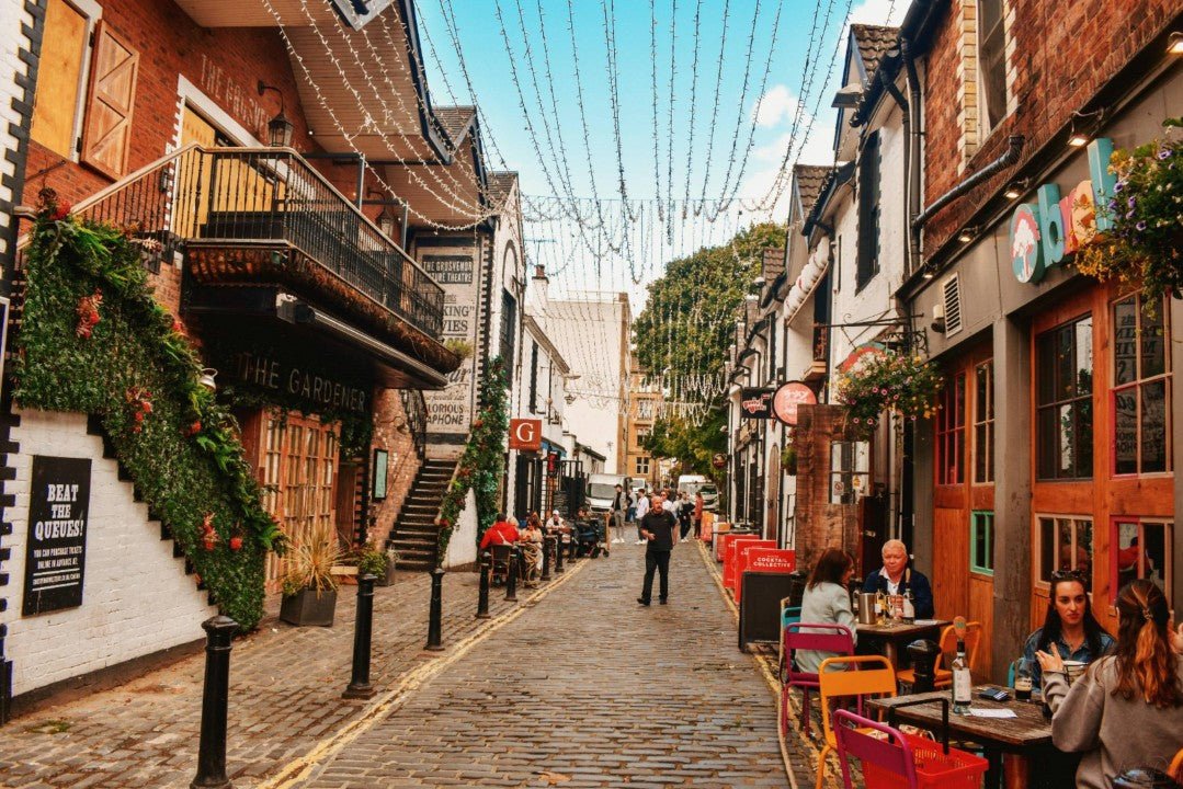 Johnny Loves Rosie Recommends: Beat the January Blues with a City Break - JLR London
