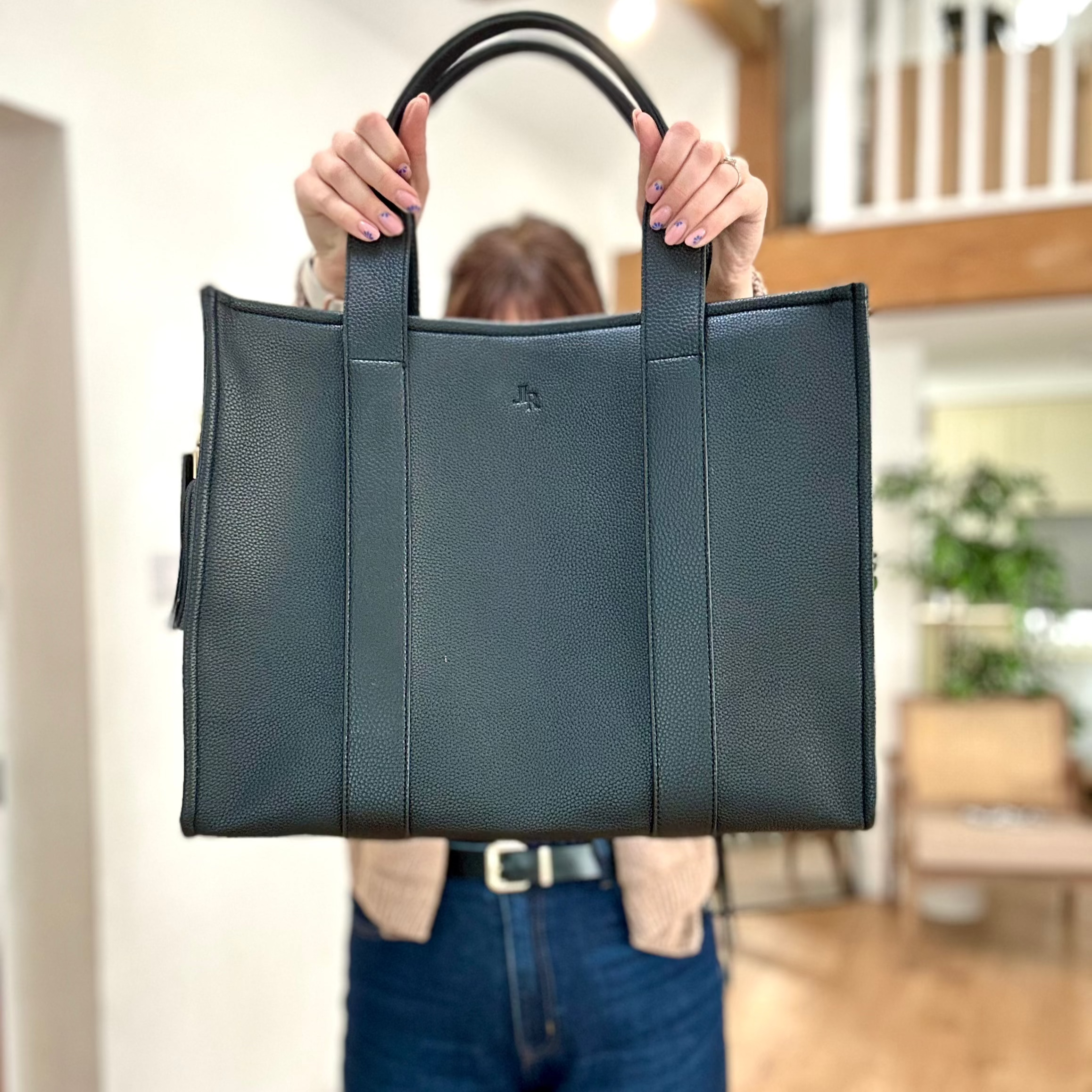 Taylor Maxi luxe leather tote bag Tan