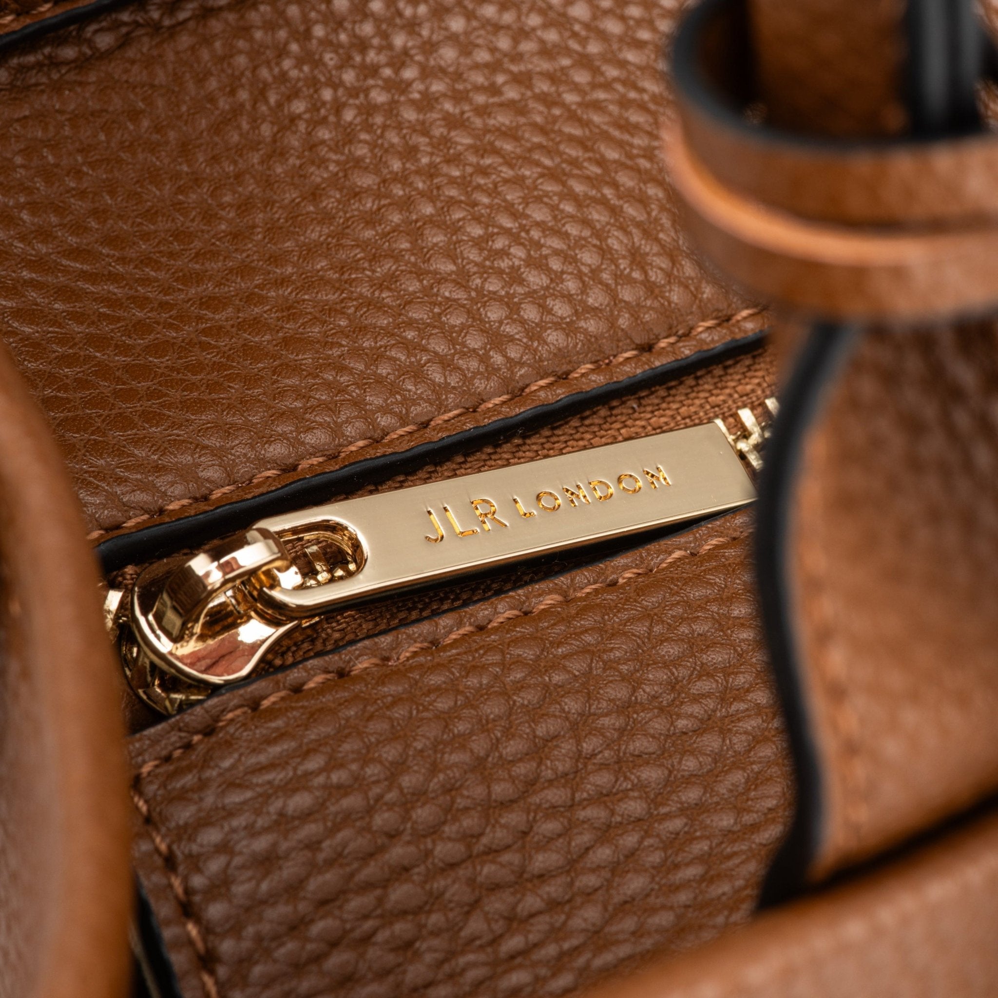 Capri Maxi Tan Luxe Vegan Leather and Raffia Tote Bag - Tan - JLR London