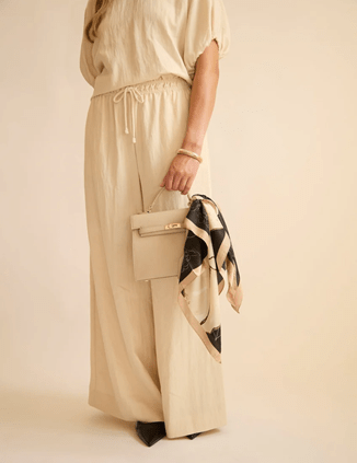 Bags to Wear That Go With Party Outfits for the Christmas Festive Period - JLR London