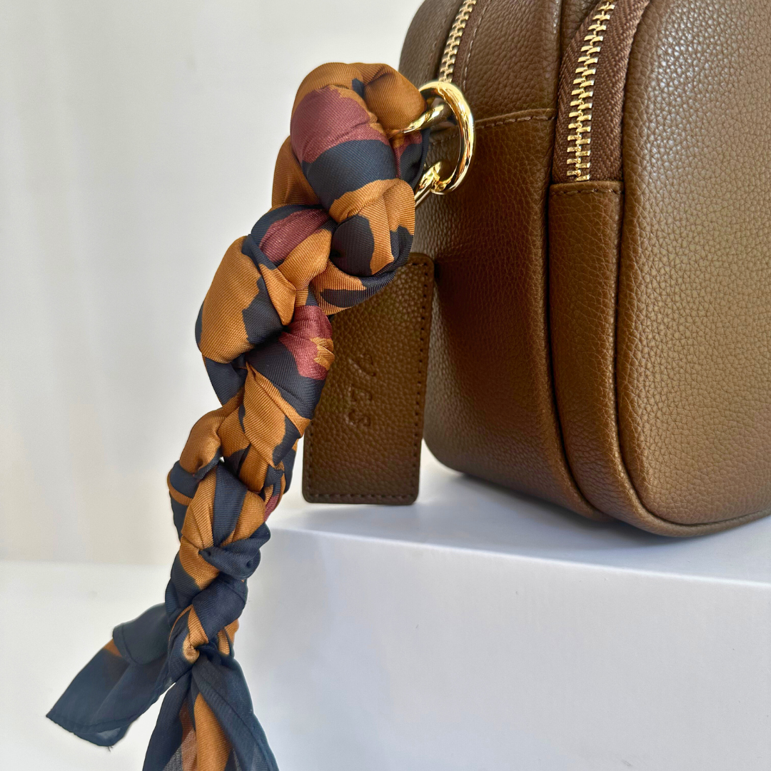 Chelsea Maxi crossbody luxe leather bag Chocolate Brown