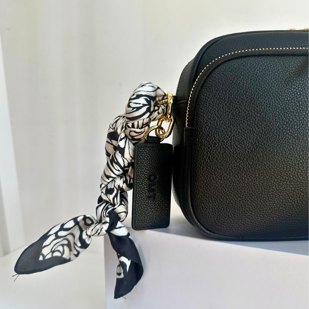 Chelsea Maxi crossbody luxe leather bag black