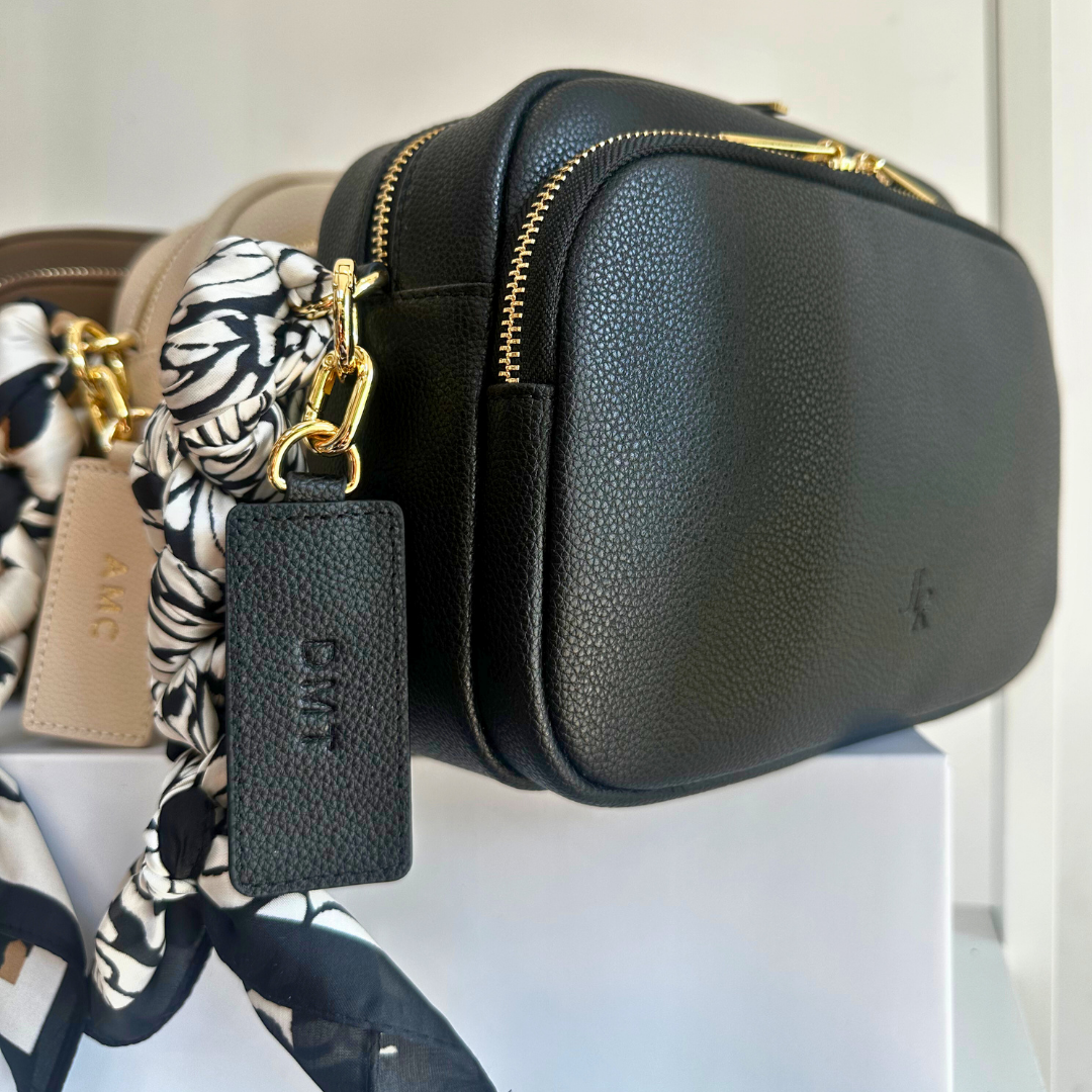 Chelsea Maxi crossbody luxe leather bag black