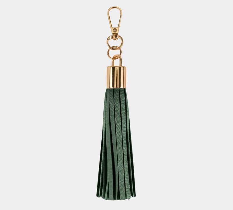EMERALD-TASSLE-GOLD-KEYRNG-JOHNNY-LOVES-ROSIE1.jpg