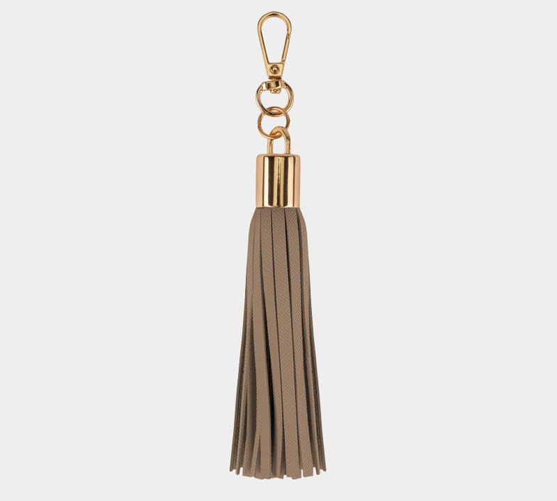MOCHA-TASSEL-KEYRING-VEGAN-LEATHER-JOHNNY-LOVES-ROSIE