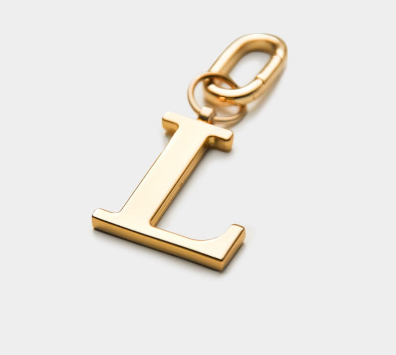SQUARE-GOLD-LETTERS-KEYRING-JLR-10.jpg
