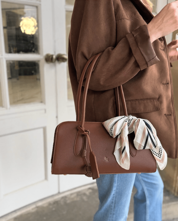 The Hampshire East West bag Dark Tan - JLR London