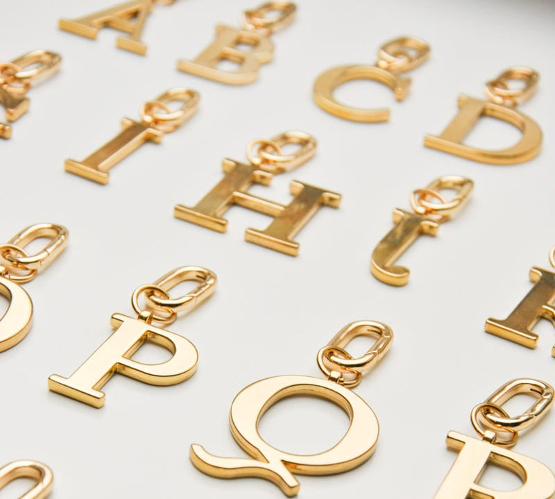 SQUARE-GOLD-LETTERS-KEYRING-JLR-45_c63f181b-993a-4a1a-98f3-6d9d420fd4cd.jpg